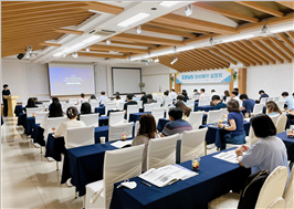 ZEUS 장비예약 설명회.png